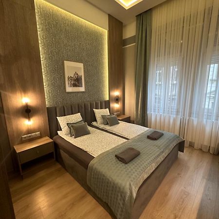 Revay 20 Suites By Corall Budapest Exteriör bild