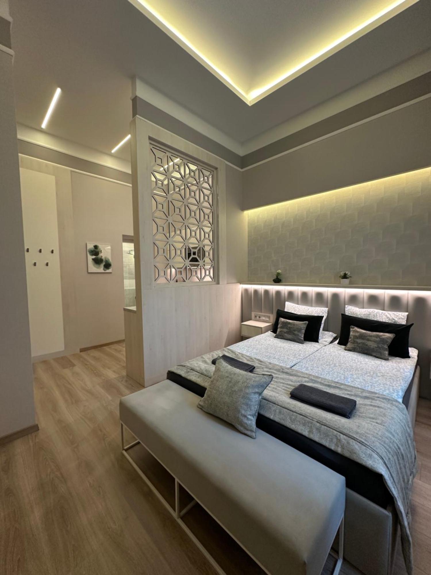 Revay 20 Suites By Corall Budapest Exteriör bild