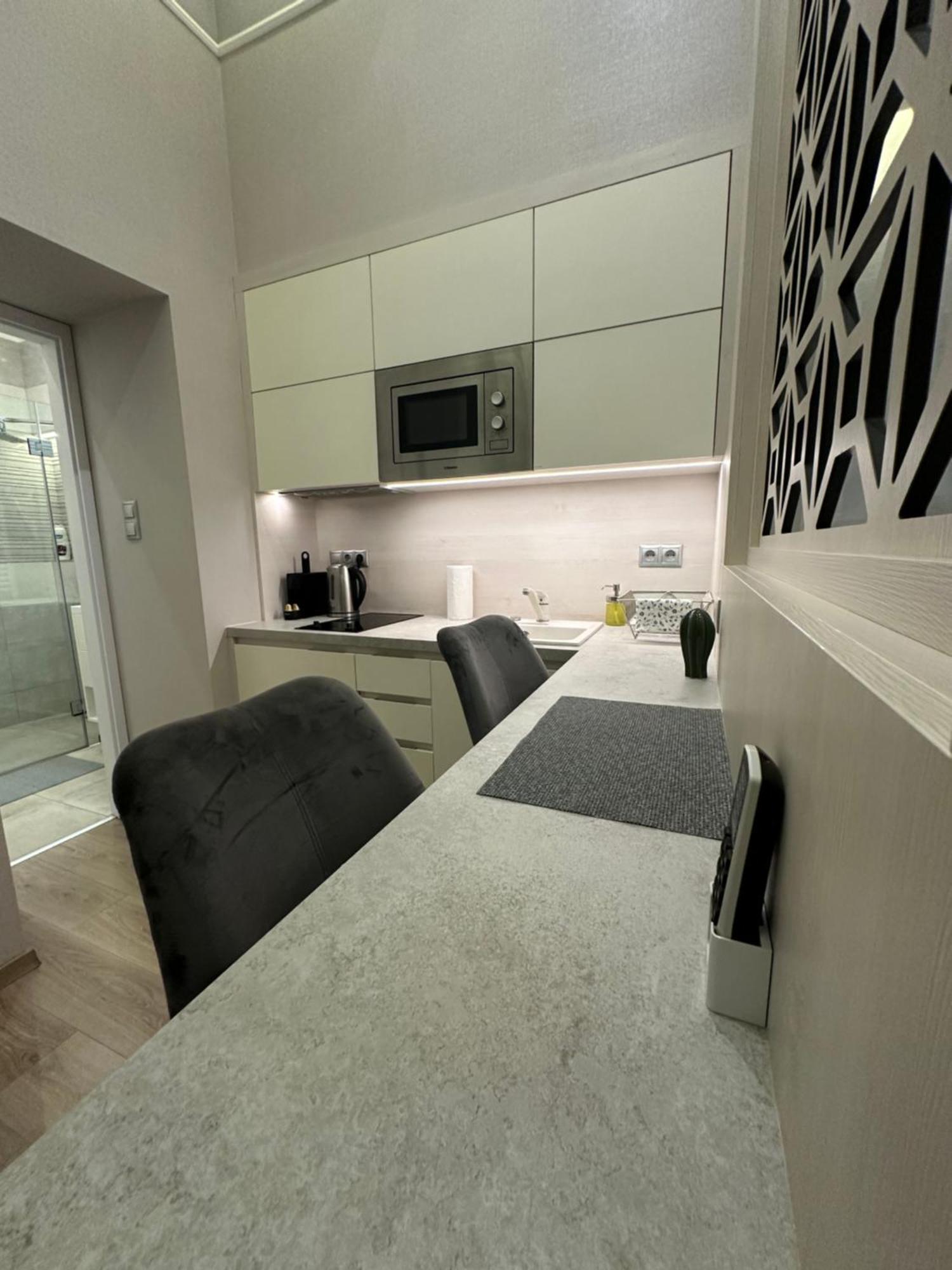 Revay 20 Suites By Corall Budapest Exteriör bild