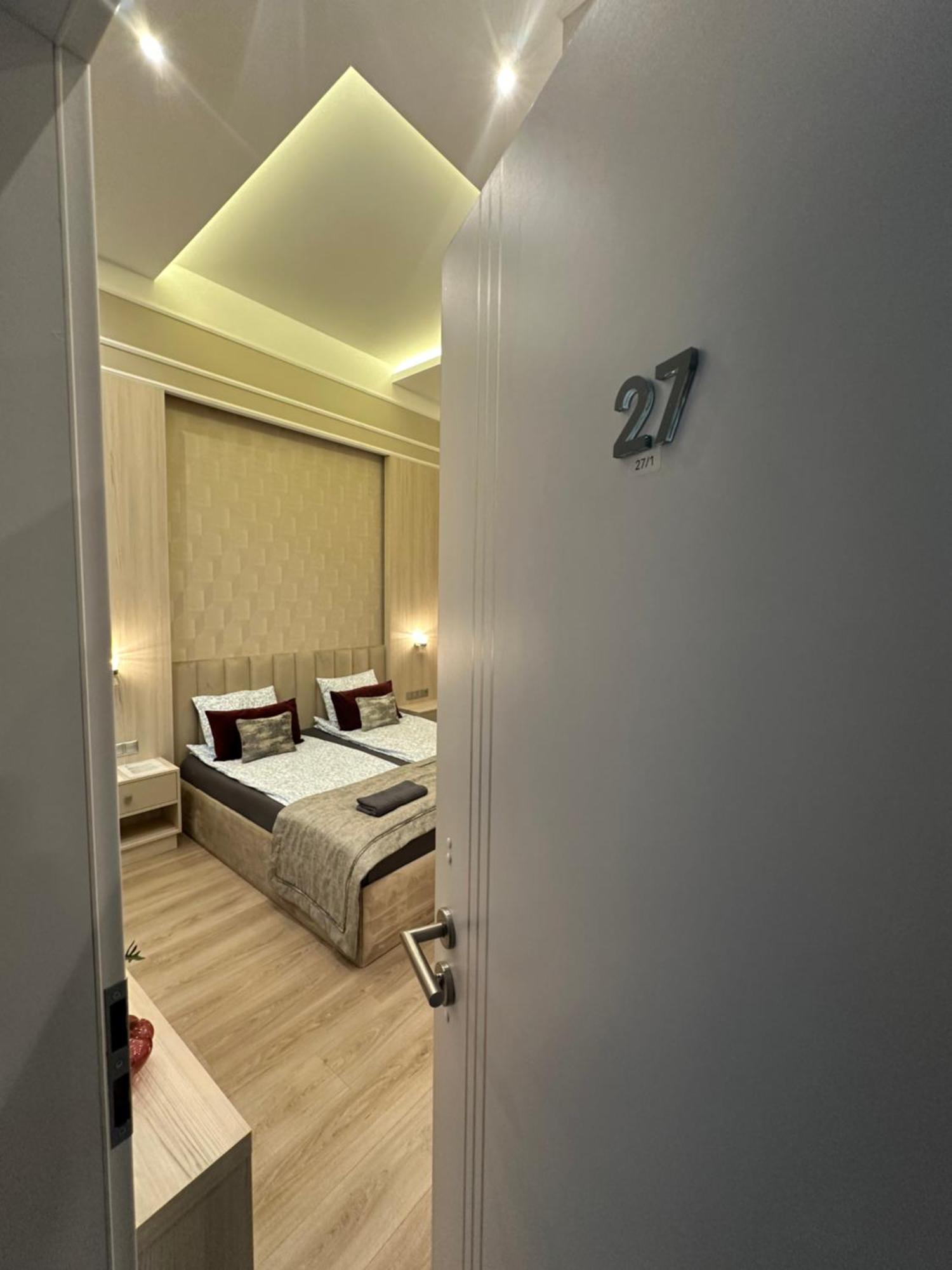Revay 20 Suites By Corall Budapest Exteriör bild
