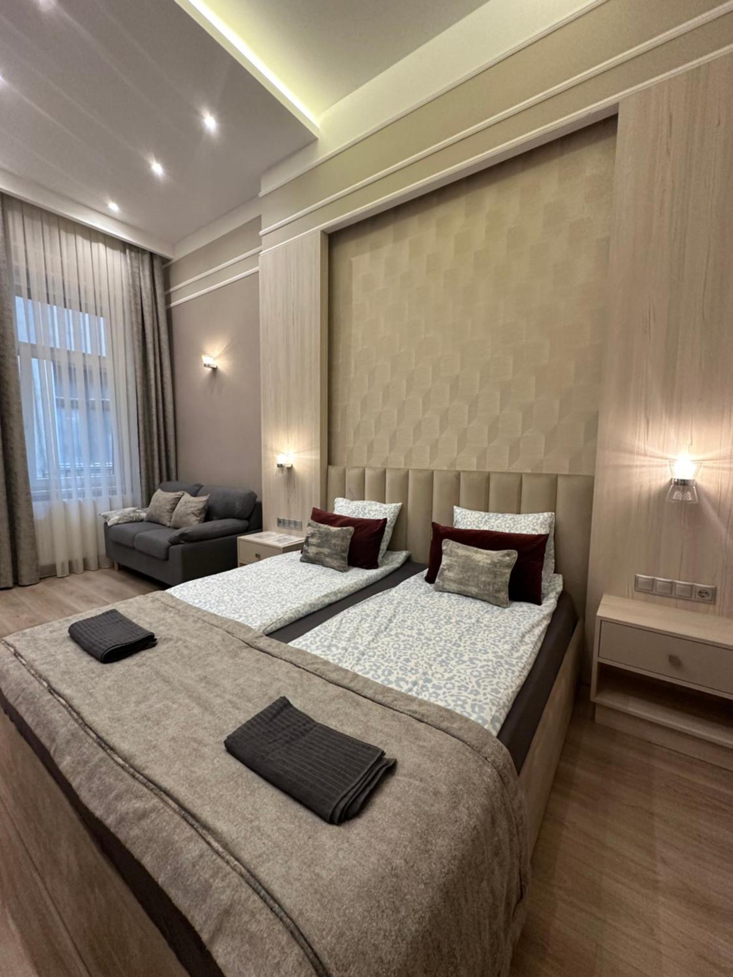 Revay 20 Suites By Corall Budapest Exteriör bild